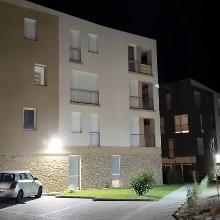 公寓 Pe-ki Lux Apartman